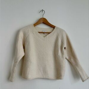 Club Monaco Soft Cream Cropped V-Neck Sweater